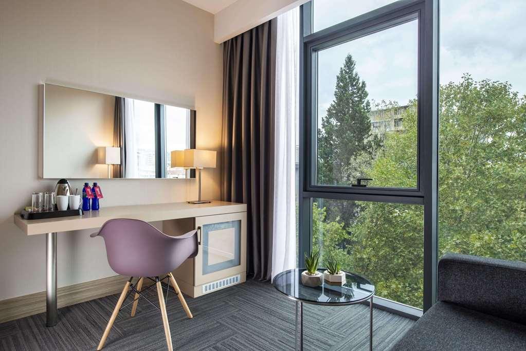 Ramada Encore Tbilisi Zimmer foto
